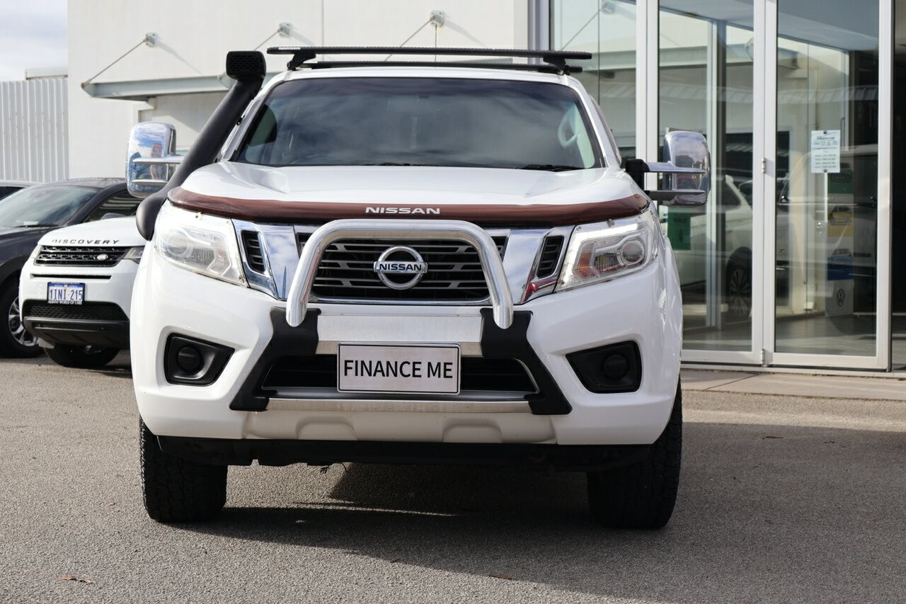 Nissan Navara image 3