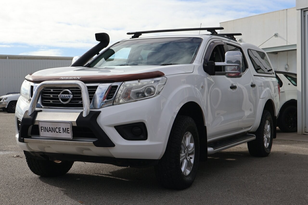 Nissan Navara image 4