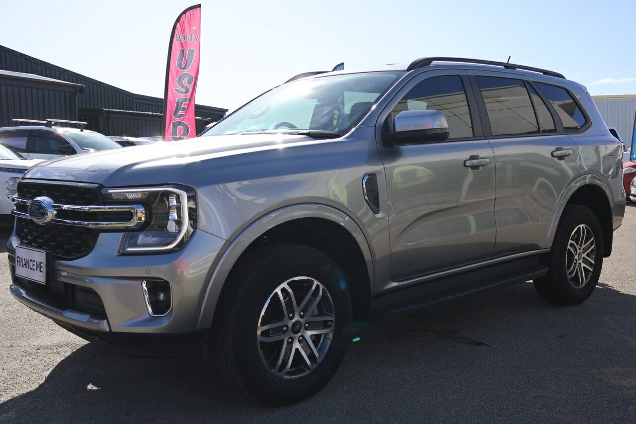 Ford Everest image 4