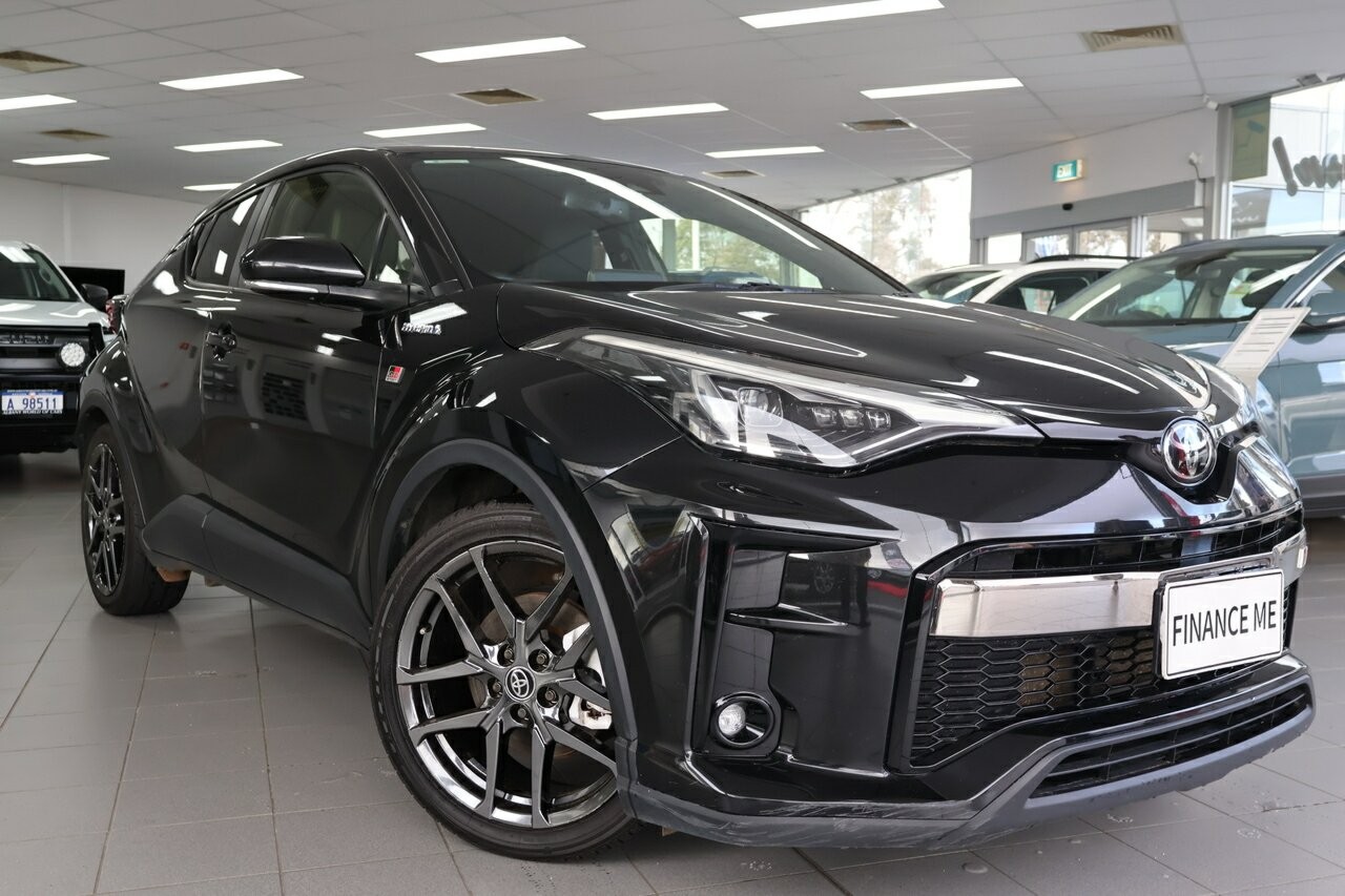 Toyota C-hr image 1
