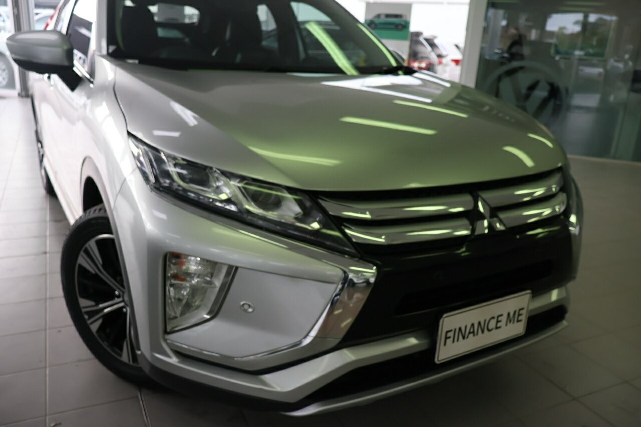 Mitsubishi Eclipse Cross image 2