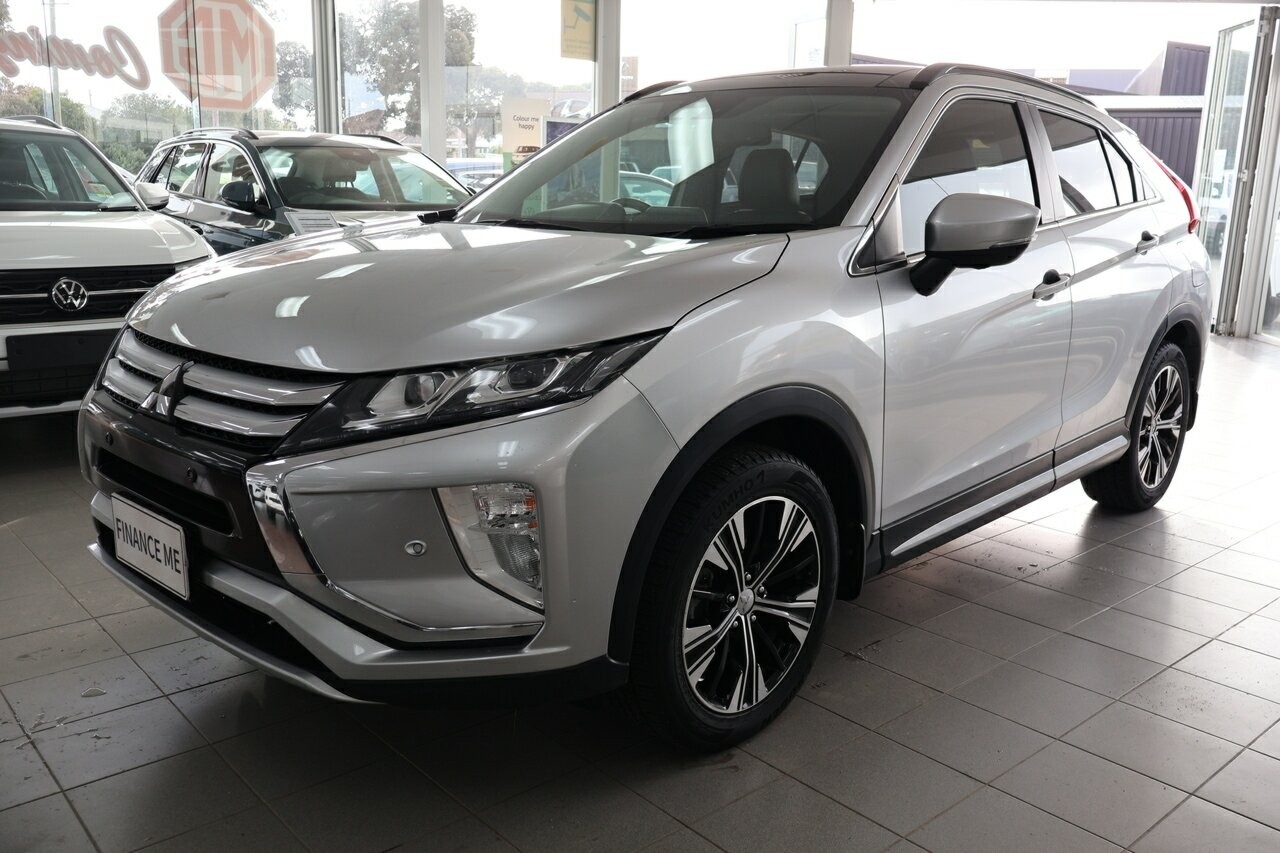 Mitsubishi Eclipse Cross image 4