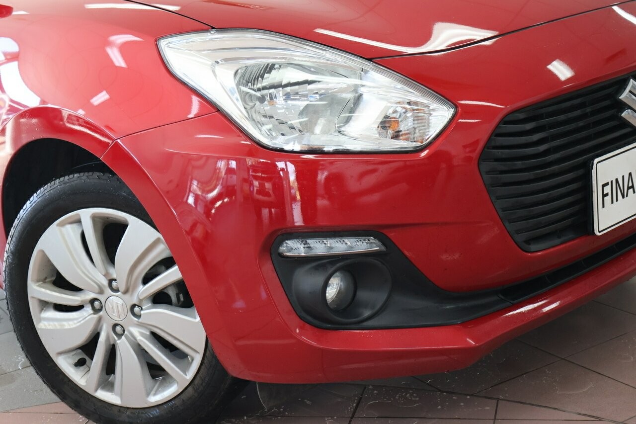 Suzuki Swift image 2