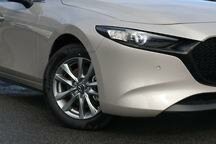 Mazda 3 image 3