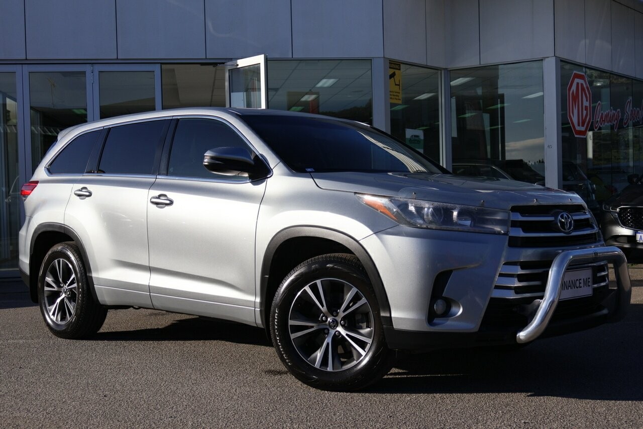 Toyota Kluger image 1