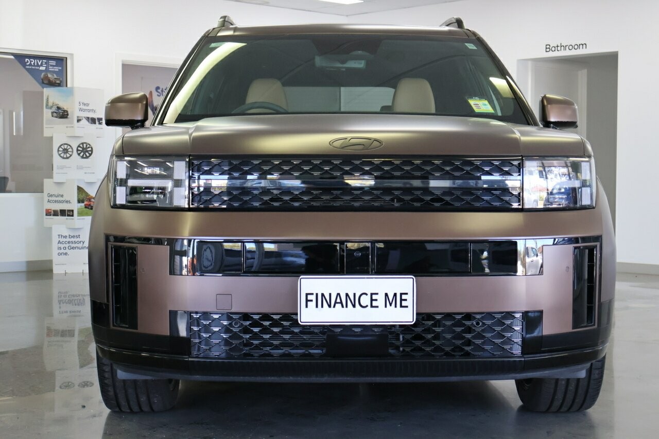 Hyundai Santa Fe image 3