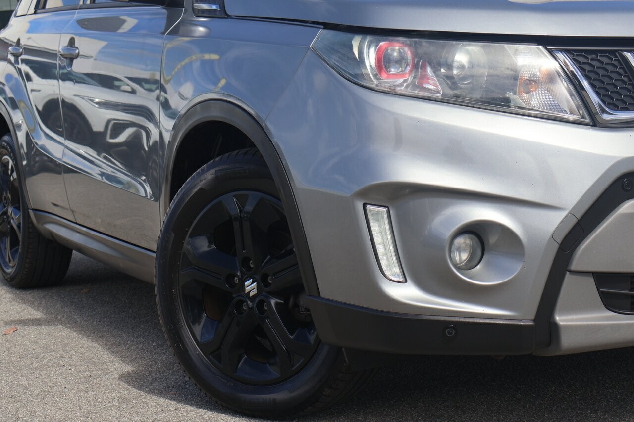 Suzuki Vitara image 2