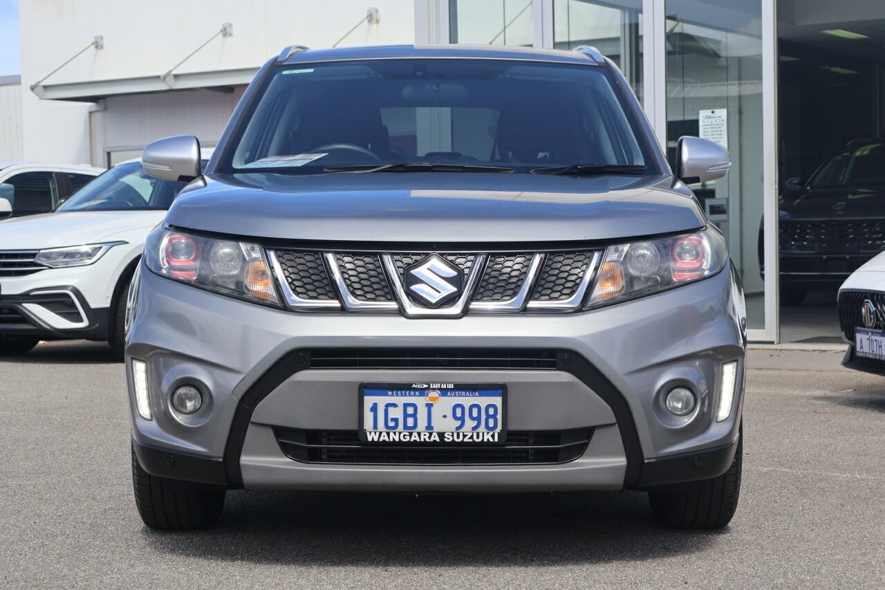 Suzuki Vitara image 3