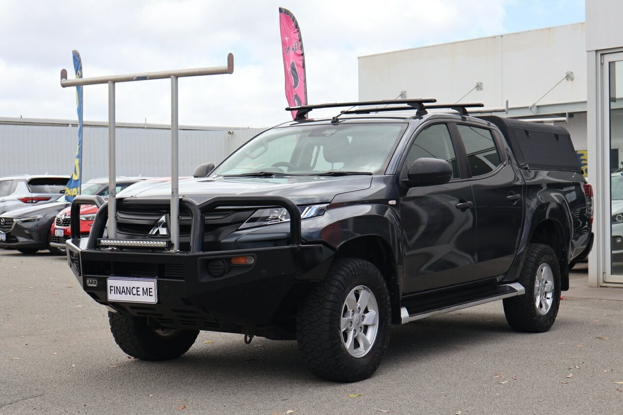 Mitsubishi Triton image 4