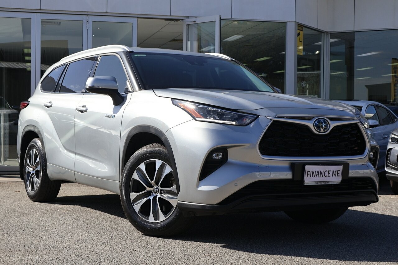 Toyota Kluger image 1