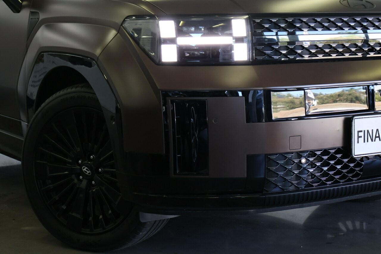 Hyundai Santa Fe image 2