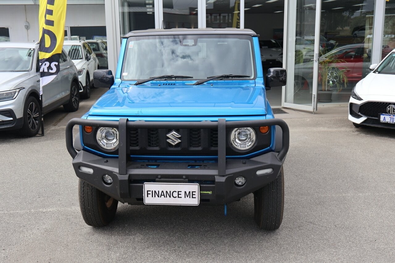 Suzuki Jimny image 2