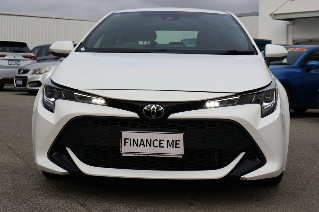 Toyota Corolla image 3