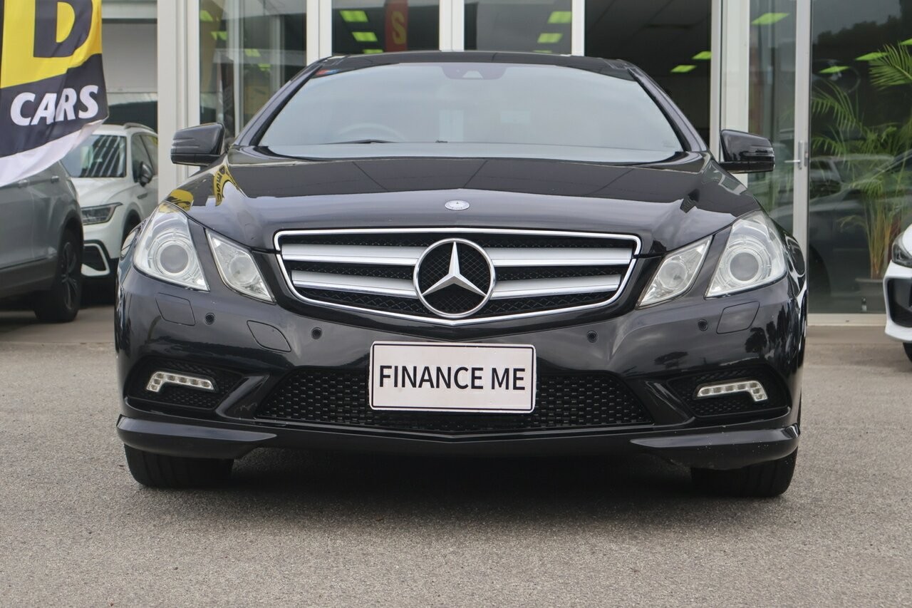 Mercedes Benz E-class image 3