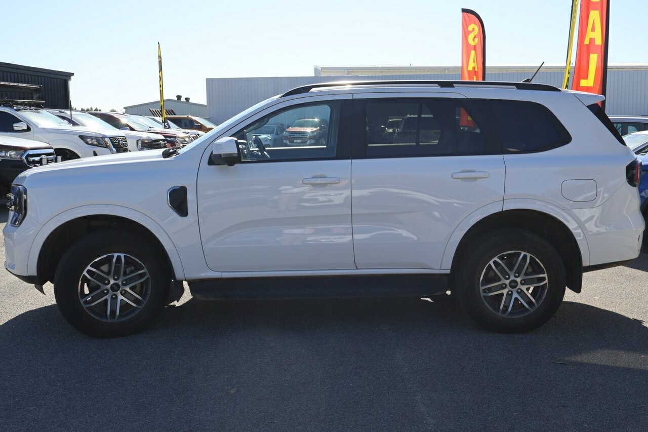 Ford Everest image 3