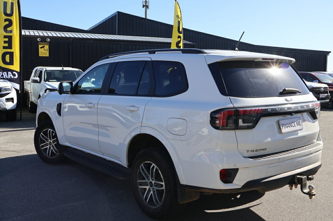 Ford Everest image 4