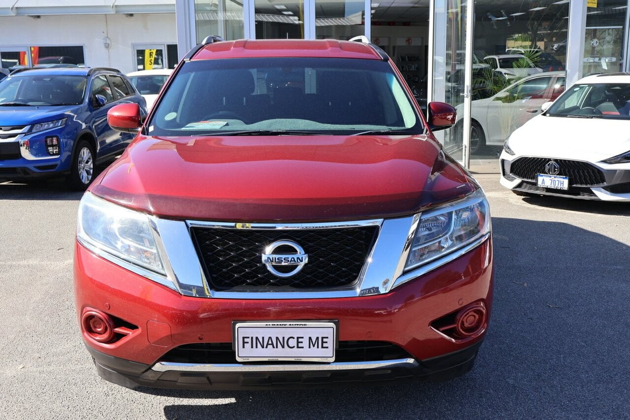 Nissan Pathfinder image 1