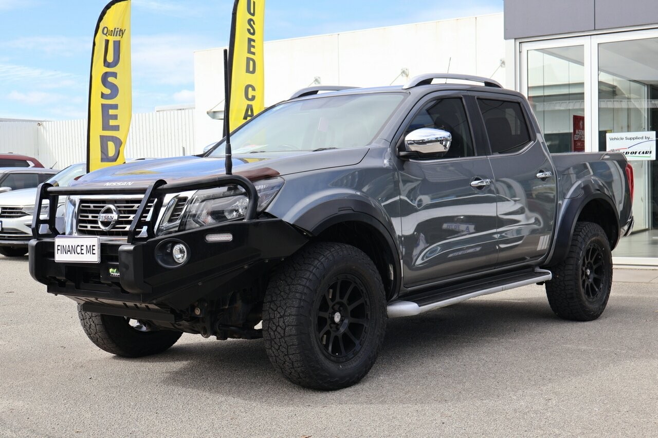 Nissan Navara image 3