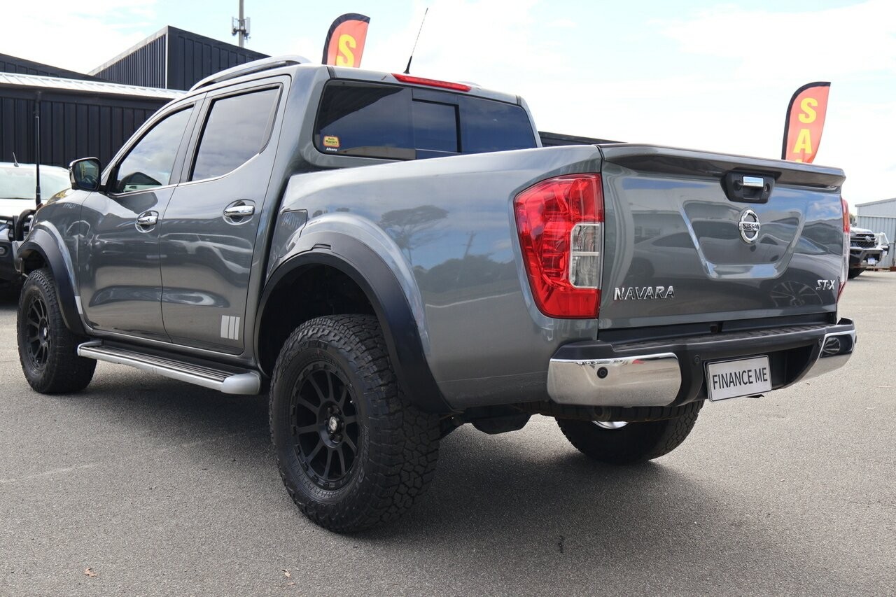 Nissan Navara image 4