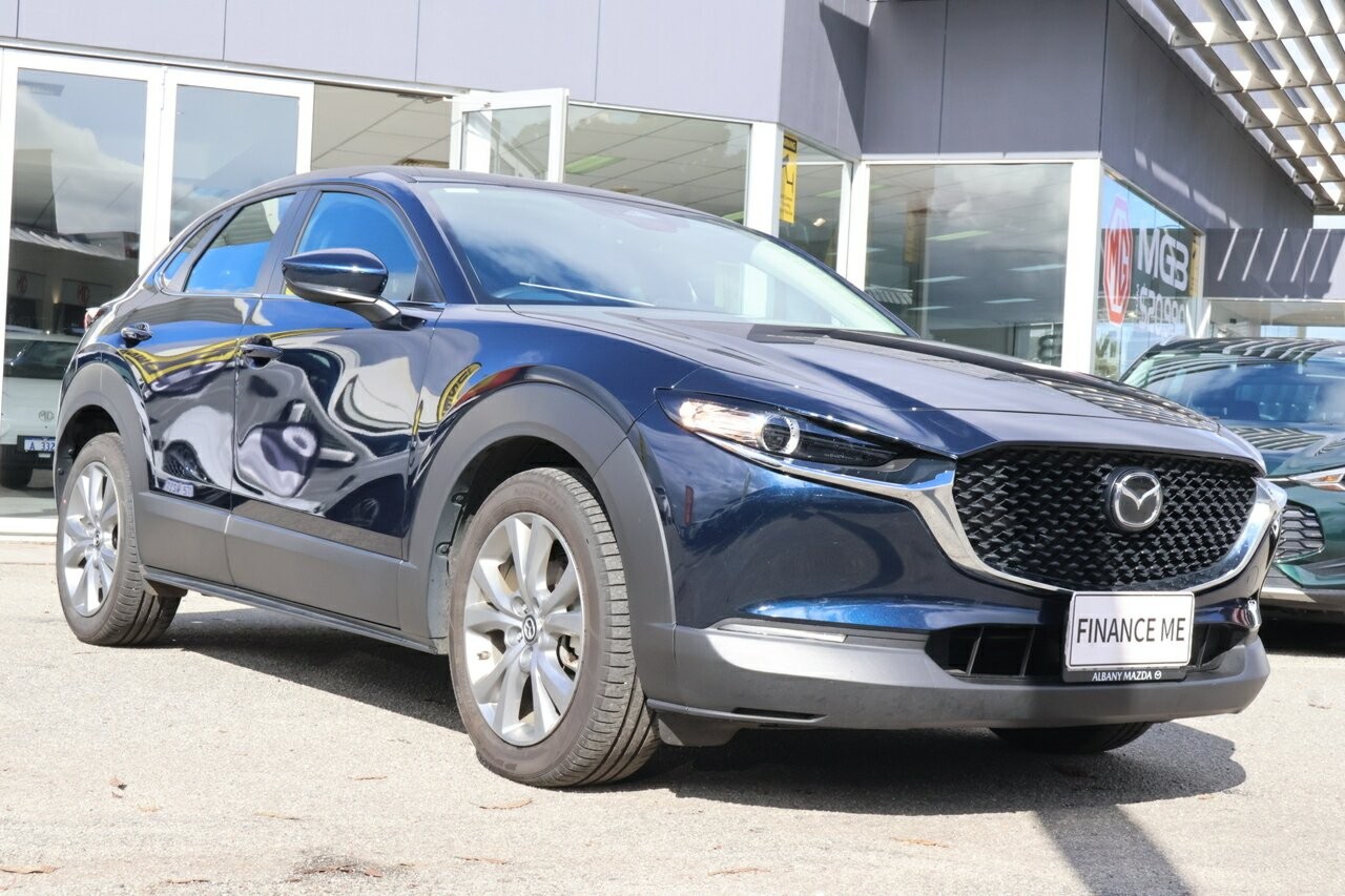 Mazda Cx-30 image 1