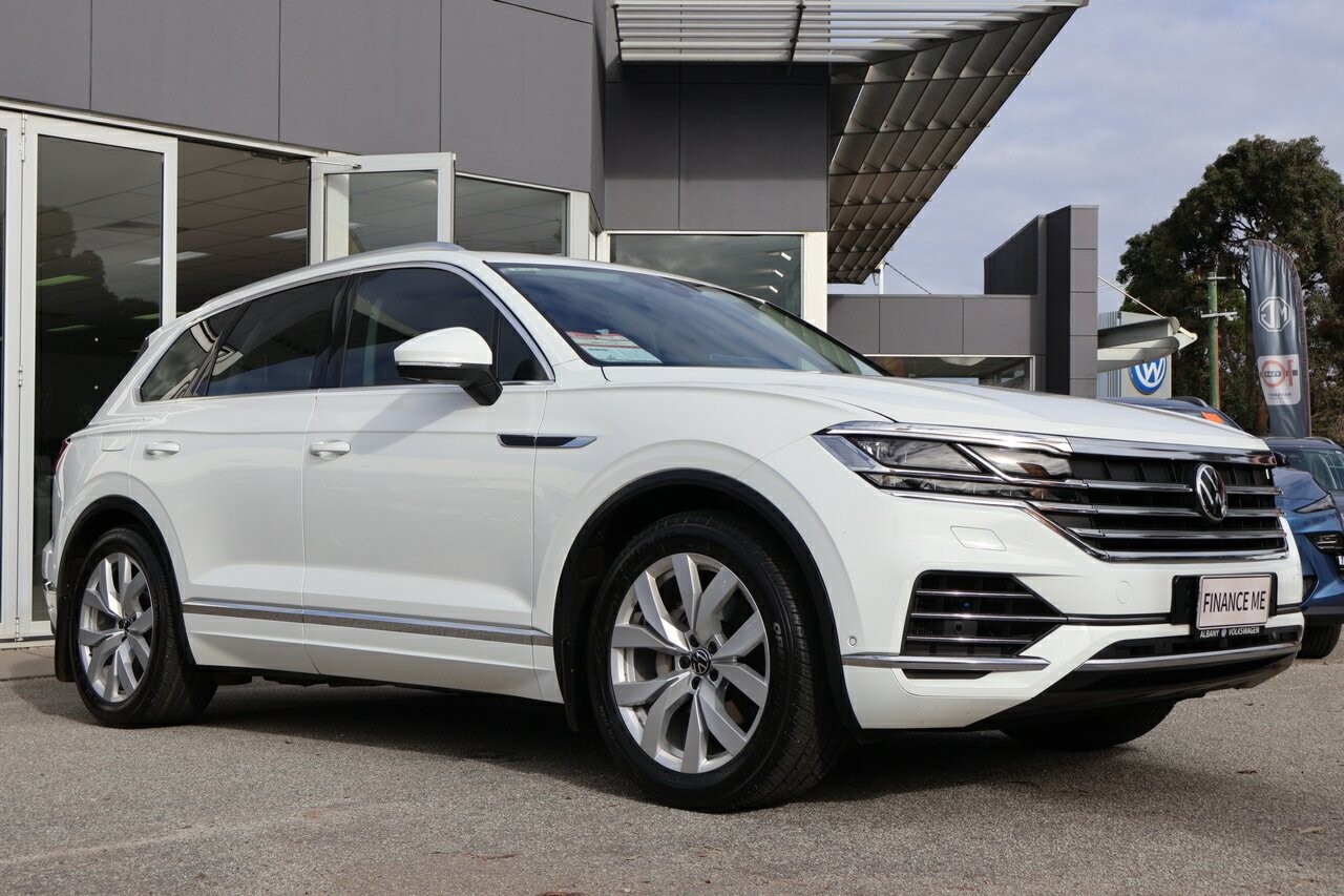Volkswagen Touareg image 1