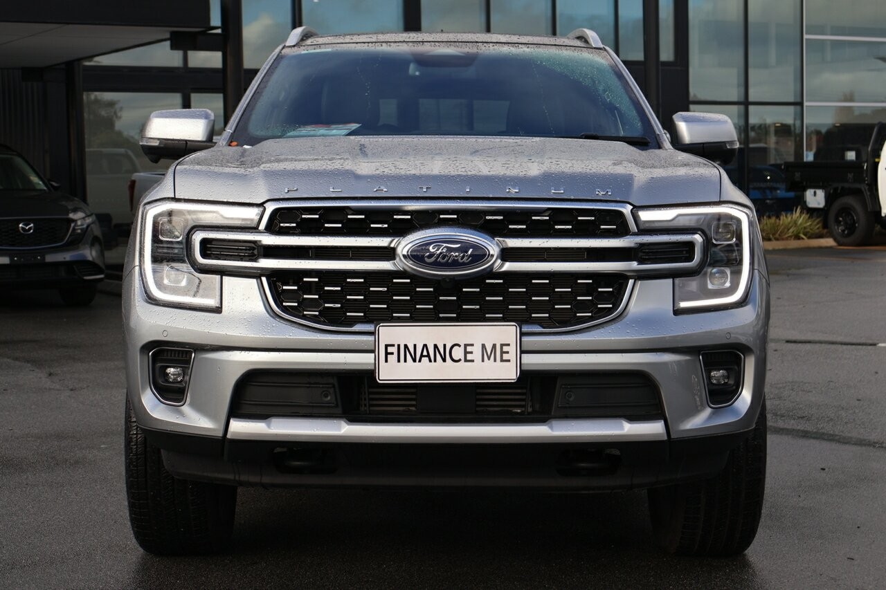 Ford Everest image 2