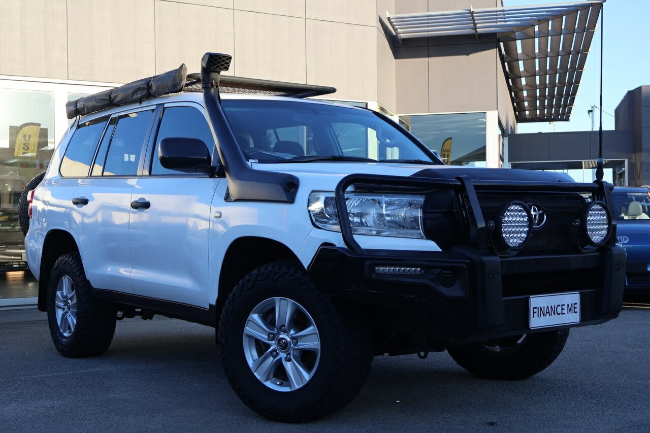 Toyota Landcruiser image 1