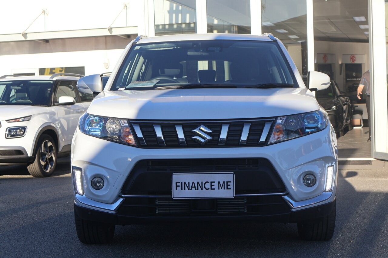 Suzuki Vitara image 3