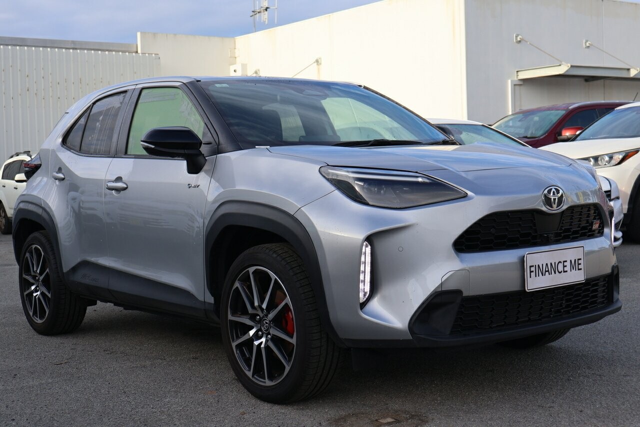 Toyota Yaris Cross image 1