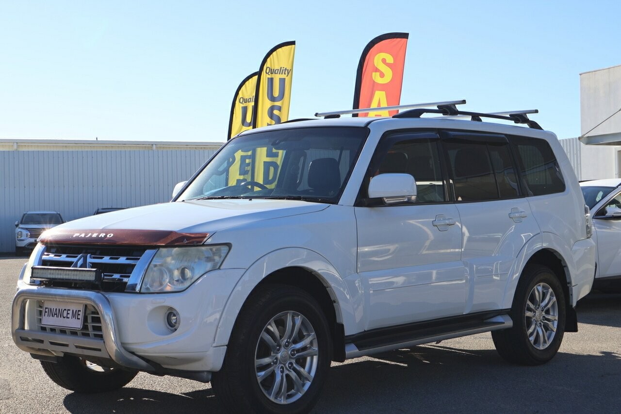 Mitsubishi Pajero image 3