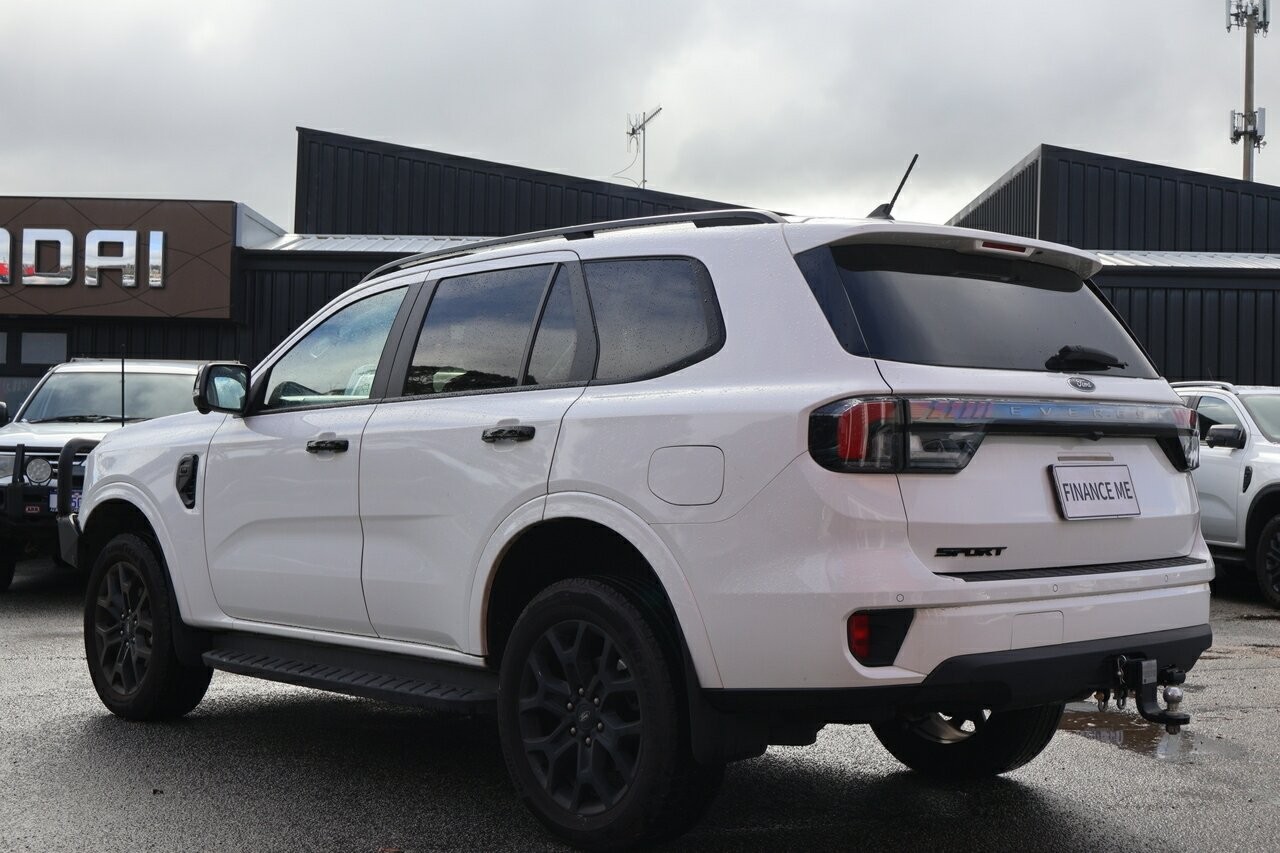 Ford Everest image 4