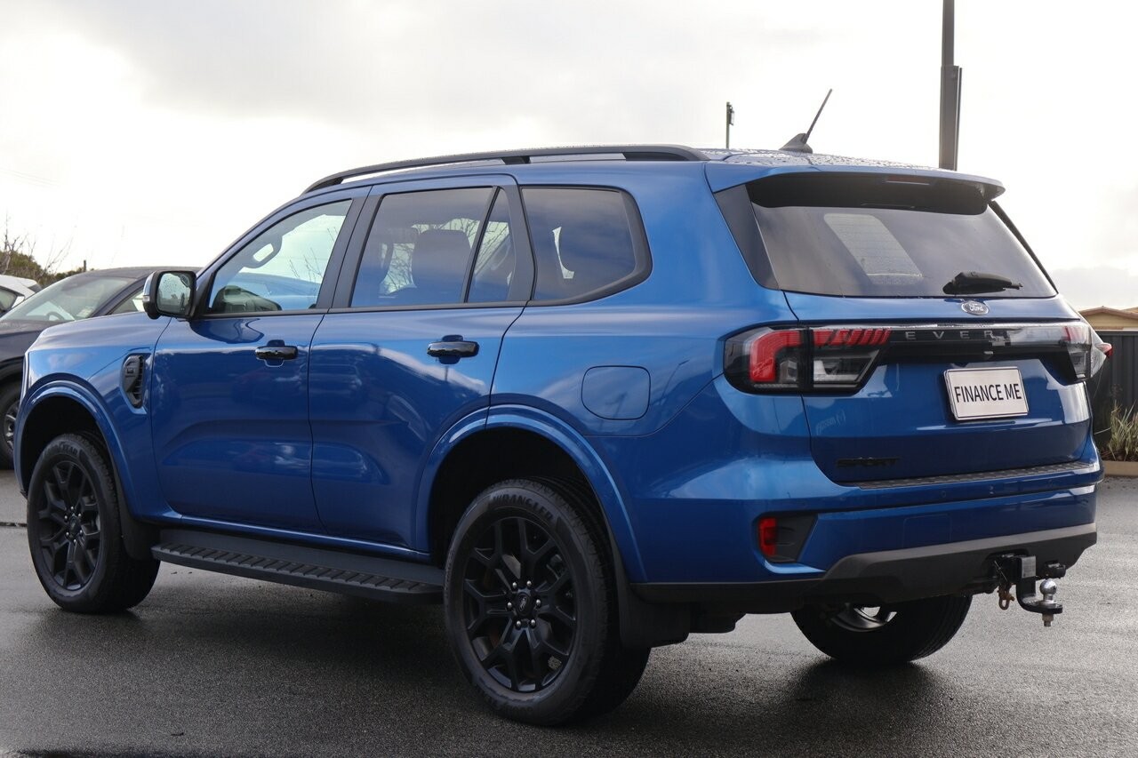 Ford Everest image 4