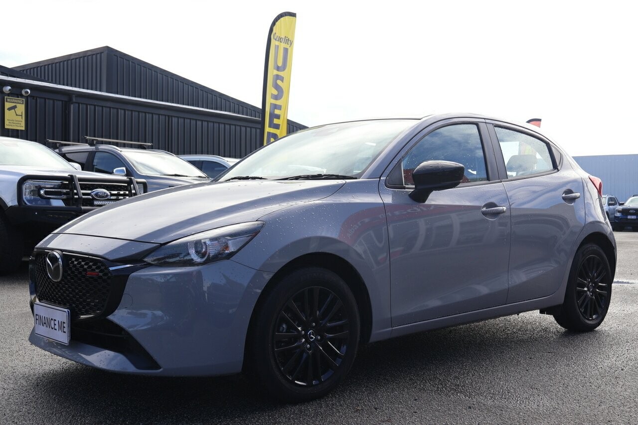 Mazda 2 image 3