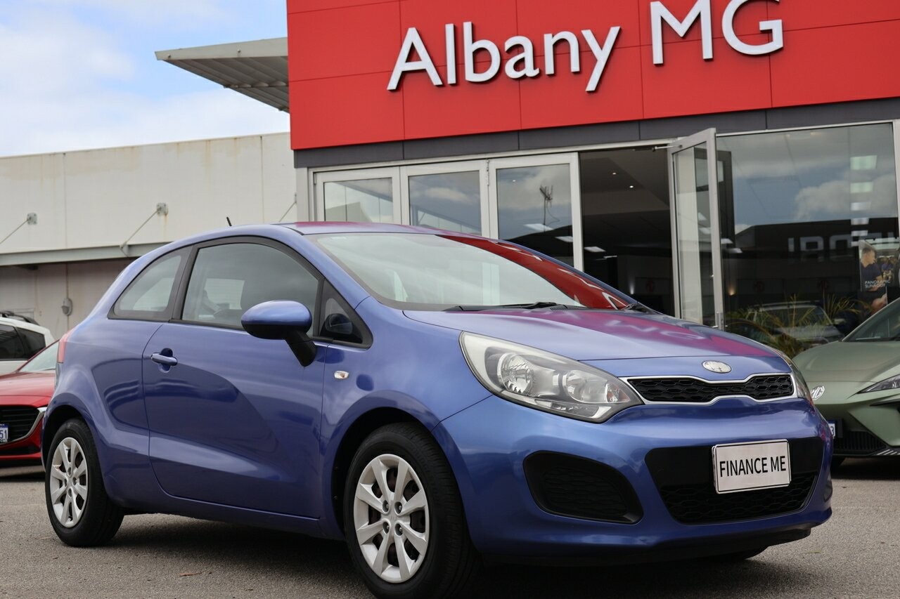 Kia Rio image 1