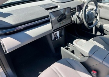 https://vehicle-cdn.autoleague.cloud/34901_0254_5.jpg