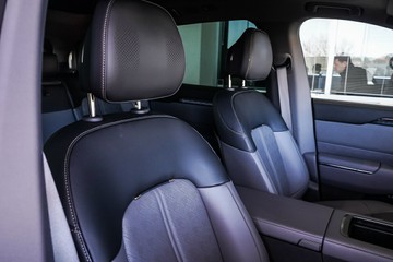 https://vehicle-cdn.autoleague.cloud/34901_Z021554_12.jpg