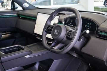 https://vehicle-cdn.autoleague.cloud/34901_Z024181_11.jpg
