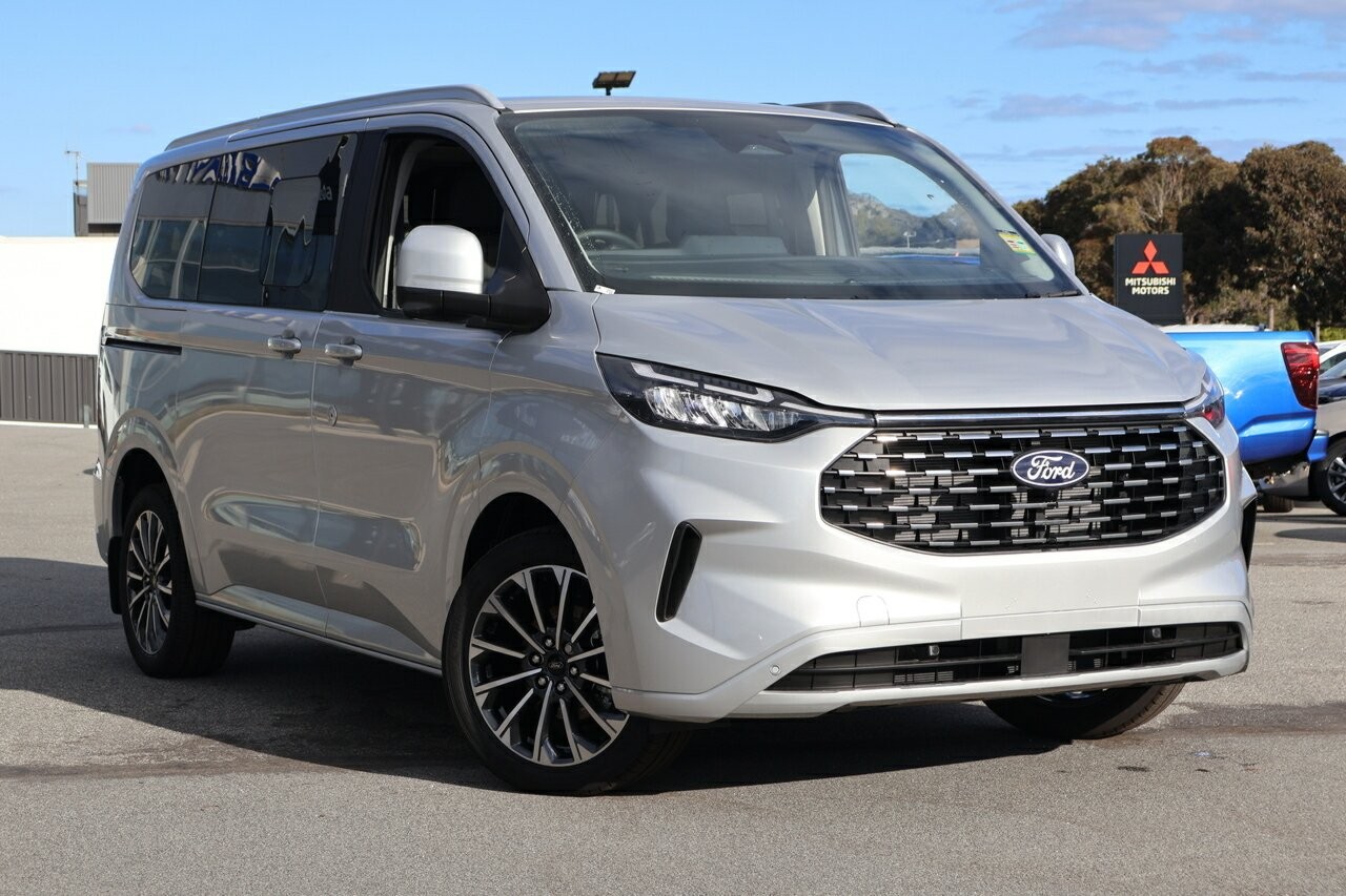 Ford Tourneo image 1