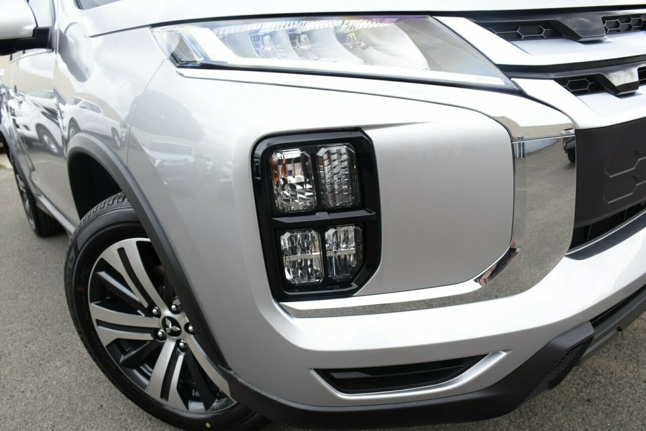 Mitsubishi Asx image 2