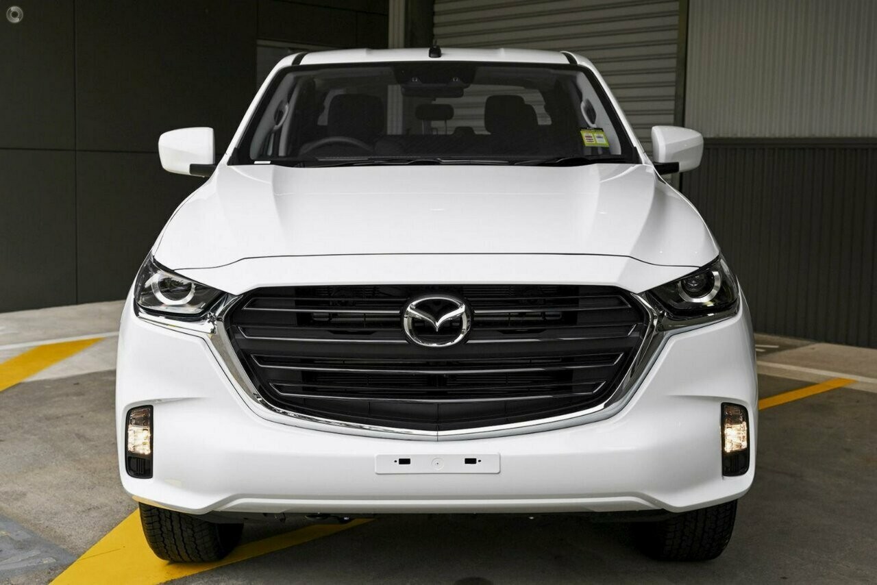 Mazda Bt-50 image 2