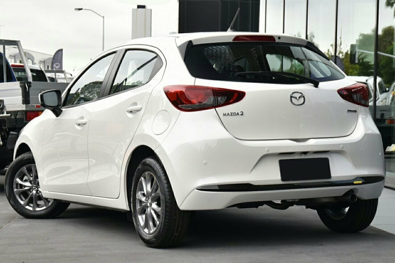 Mazda 2 image 3