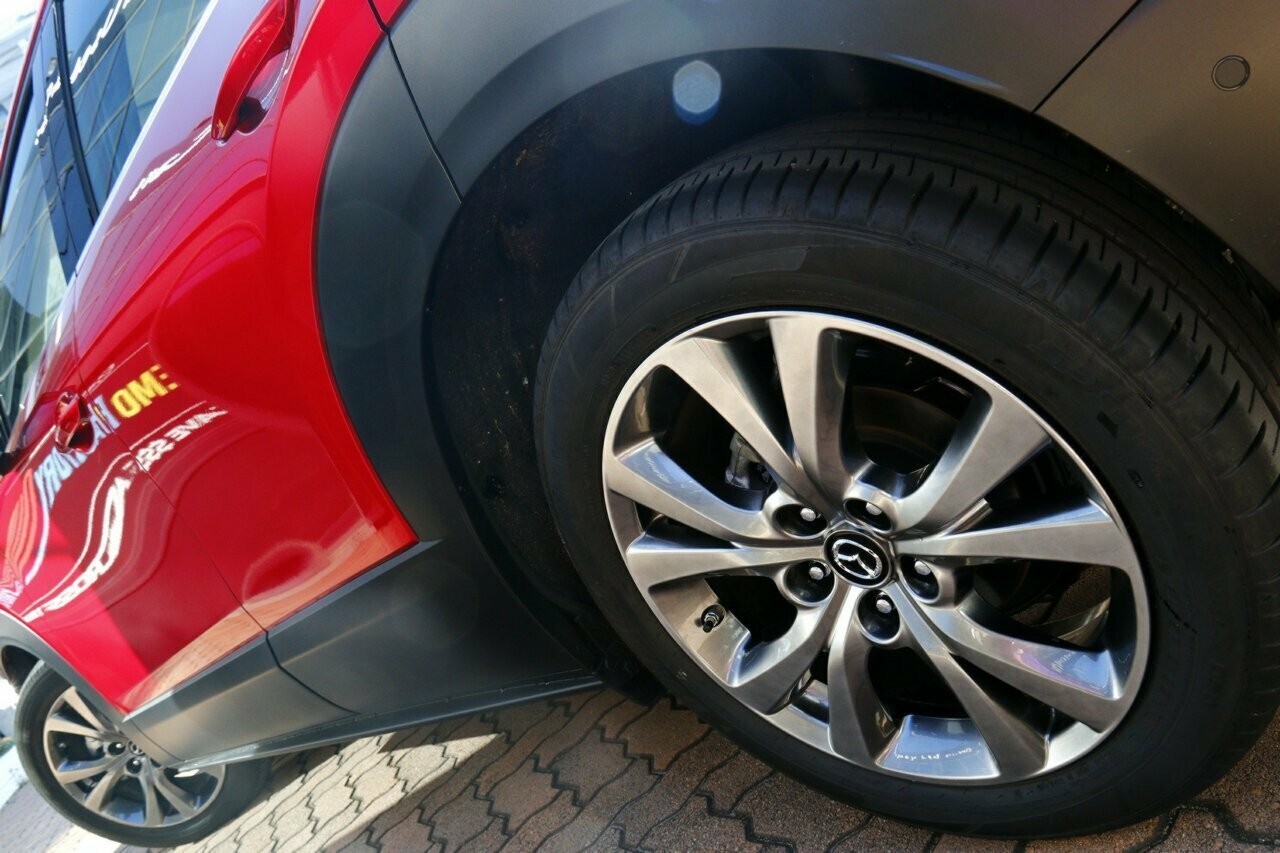 Mazda Cx-30 image 4