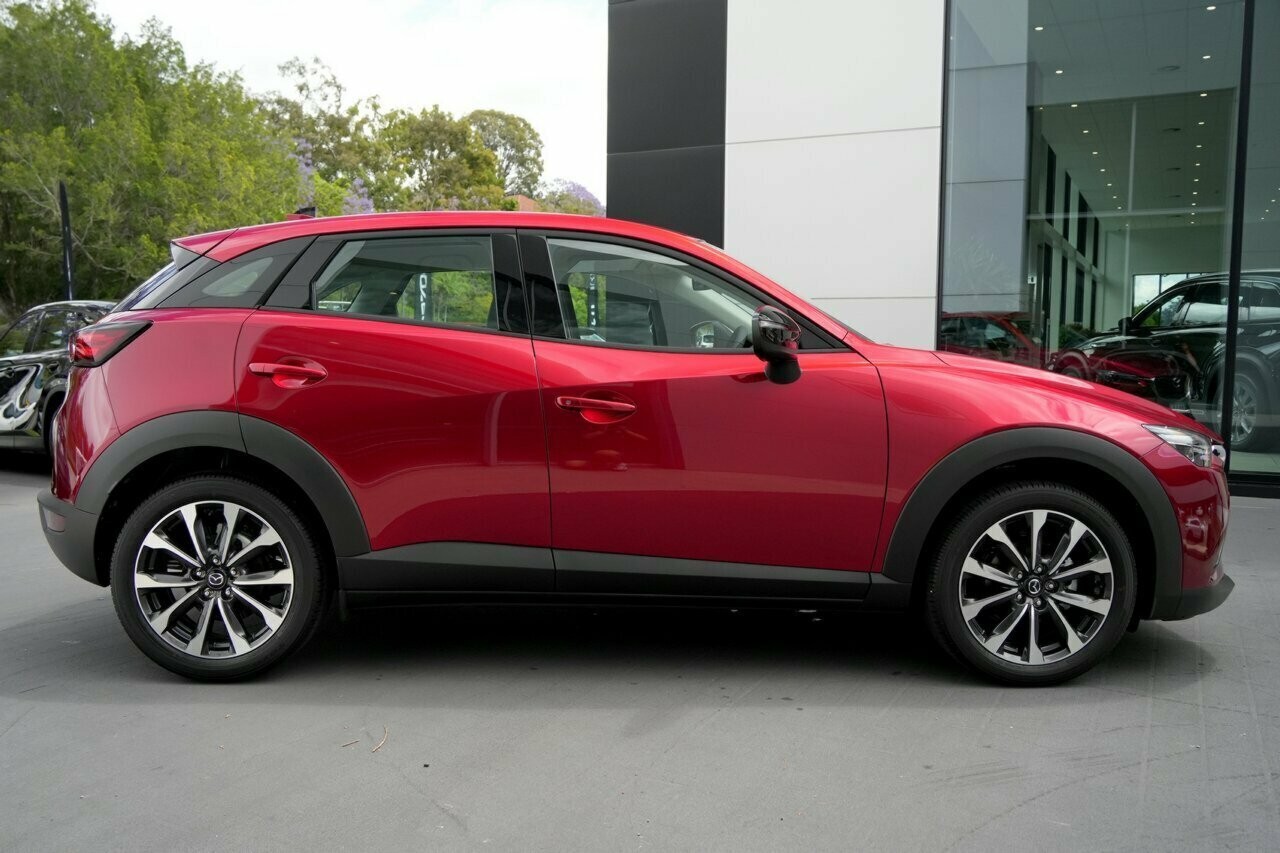 Mazda Cx-3 image 2