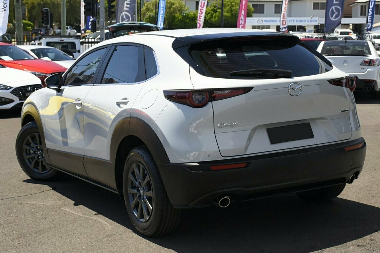 Mazda Cx-30 image 3