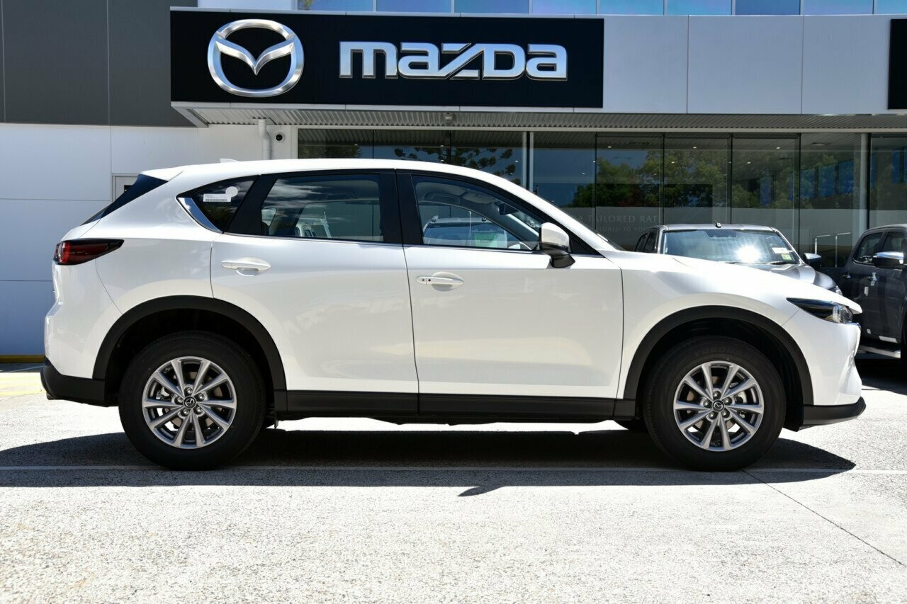 Mazda Cx-5 image 2