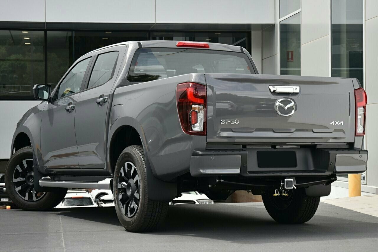 Mazda Bt-50 image 3