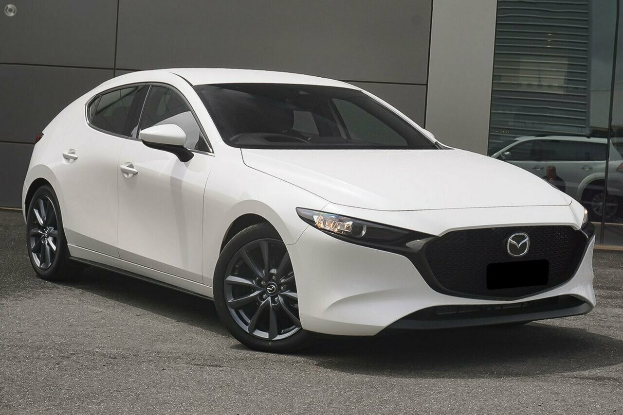 Mazda 3 image 1