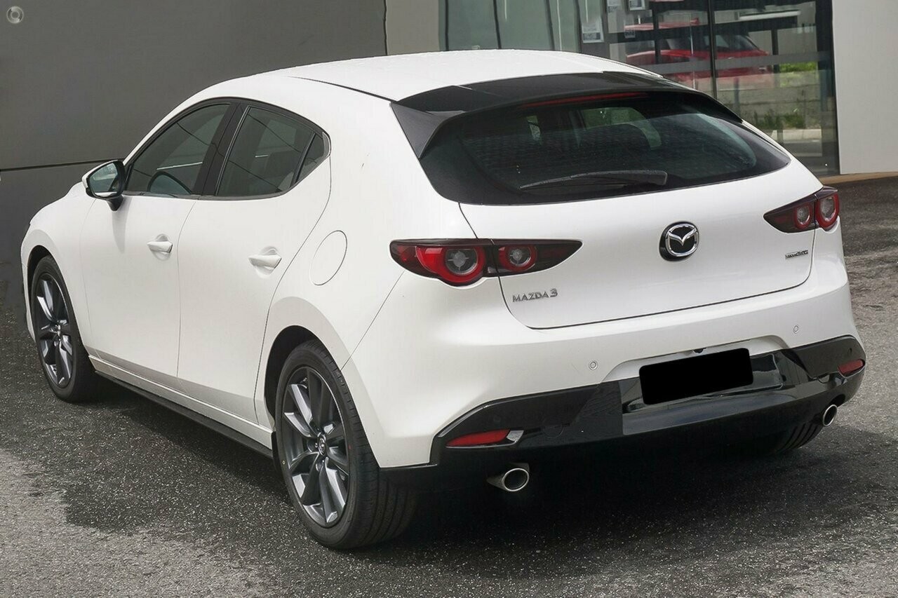 Mazda 3 image 4