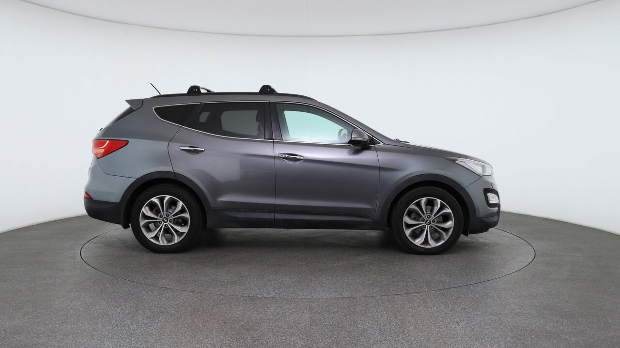 Hyundai Santa Fe image 3