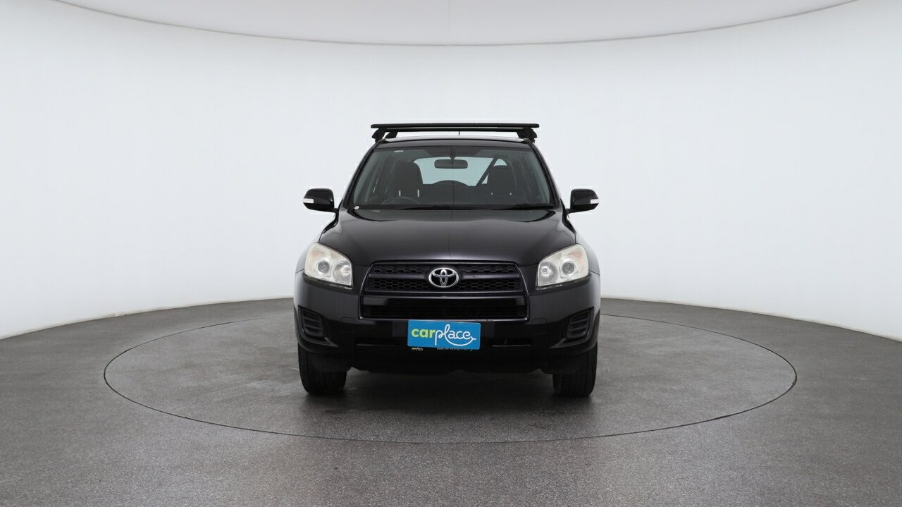 Toyota Rav4 image 2